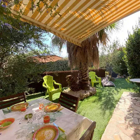 Bed & Breakfast Bastide Du Levant - 50m - Rez De Jardin 2*