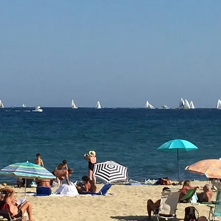 Bastide Du Levant - 50m - Rez De Jardin Bed & Breakfast Sainte-Maxime