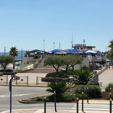 Bastide Du Levant - 50m - Rez De Jardin Bed & Breakfast