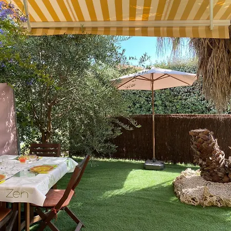 Bastide Du Levant - 50m - Rez De Jardin Alojamento de Acomodação e Pequeno-almoço Sainte-Maxime