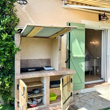 Bastide Du Levant - 50m - Rez De Jardin 2*