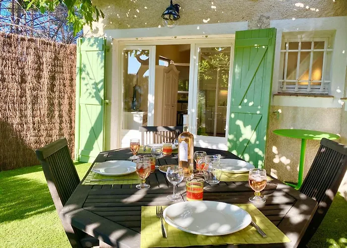 Bastide Du Levant - 50m - Rez De Jardin 2*