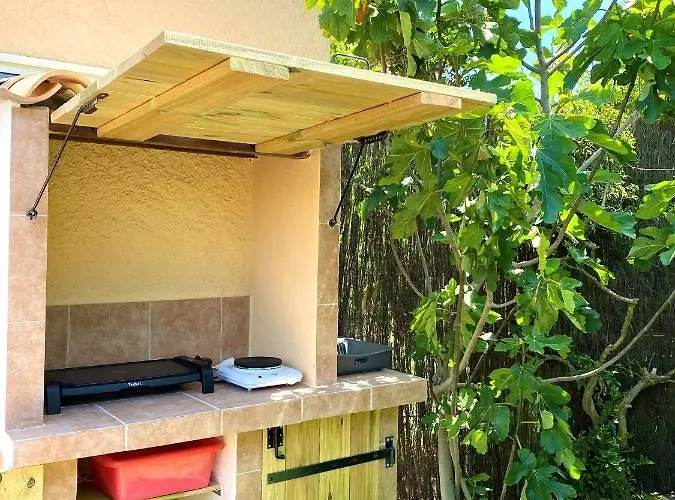 Bed and breakfast Bastide Du Levant - 50m - Rez De Jardin Sainte-Maxime