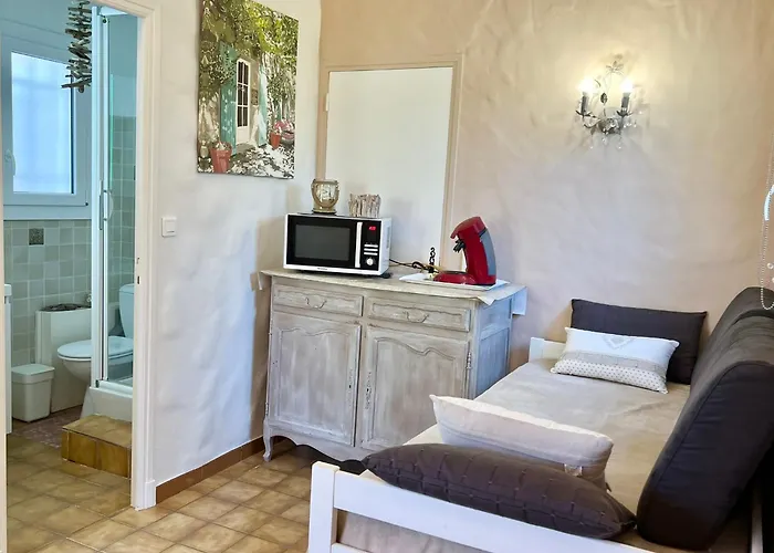 Bastide Du Levant - 50m - Rez De Jardin